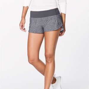 Lululemon Speed Up Short 2.5" Heather Lux Multi Black / Dark Carbon Size 6